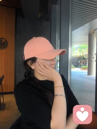 无所从来，亦无所去，故名如来配图