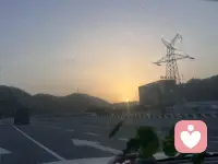 总有一束光是陪你走到最后，总有那么一束光是属于你！加油！