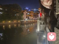 你的倾听伙伴，我在这里安静的陪伴着你。配图