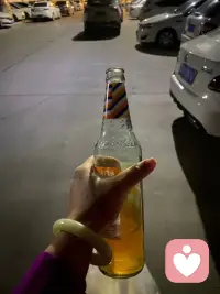 什么是互补
两个人哪怕是“狼狈为奸”都没有关系
关键是 你那点小坏心思 
他能瞬间get到 还愿意配合你 
你当贼 他放风 
他放火 你递火
一个打架 一个递刀
一个能抗 一个不怂
要么一起死 要么一起过活
一个心理有问题 一个精神有问题
主打一个双向奔赴……配图