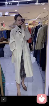 有时候觉得自己好委屈 
但想想  我也不是什么省油的灯
不然原本滴水不漏的计划怎么可能漏的滴水不剩
此刻的心情 
如同这反季的销售 物美不美的 反正挺廉价……配图