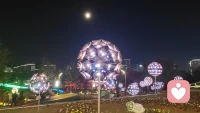 总有一颗星星可以看见你。每一个独特的你也一样在闪闪发光。配图