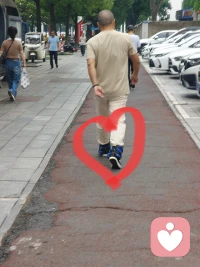 普普通通的日子
因为发现一点不一样
而改变
你是否也有一颗发现的眼睛呢？一起来聊聊吧！配图