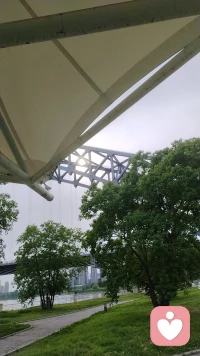 愿你梦的远方，温暖可向。愿你所到之处，遍地阳光。愿你被这世界，温柔以待配图