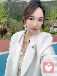 等风，等雨，也等你！配图