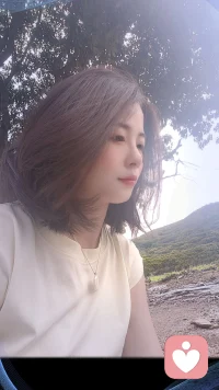 生活总有细碎难过，心事不必独自扛
专业倾听，温柔共情
卸下疲惫，清空坏情绪
安心倾诉，我一直都在配图