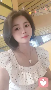 一百个人的口中，一百个你
每个人都是属于自己的光
我们都是独一无二的
所以不要被任何人或者事束缚着我们
快乐做自己！配图