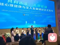 英语不过关，还得带翻译机！