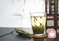 人生如一杯茶，不会苦一辈子，但要苦一阵子