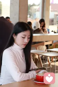 成年人的世界，一半自愈，一半释怀。
