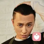 王靳的头像