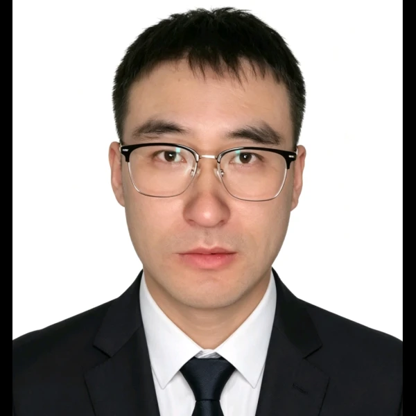 李海岩