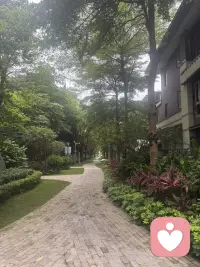 记住，人的本质，就是一个人活着，天高海阔，看世界，找自己。配图