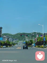 在这繁华的都市寻找属于自己的那一片宁静。