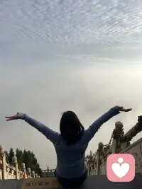 摆脱内耗
（且停且忘且随风，且行且看且从容）
你可以表达愤怒，但不要愤怒的表达。只有忘记以往的事情，才能够继续前行。真正的强大不是原谅别人，而是放过自己。配图
