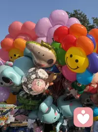 面对厌学的孩子，一边心疼一边焦虑，生怕一步走错耽误孩子一生。积攒已久的无助，都可以安心倾诉释放。配图