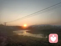 我是你的专属情绪树洞，在这里，你不用假装坚强，不用怕说错话。
开心的事没人分享，难过的事无人倾诉，都可以来和我说。
只接纯文字倾听，拒绝低俗、擦边话题，愿做你情绪里的避风港✨配图