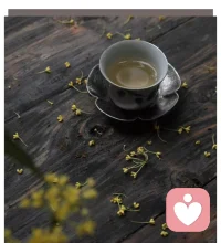 清饮还是调饮，是单一茶品还是巧妙拼配，答案只在你自己身体最真实的反馈里。尊重规律，善待自身，让食物成为滋养，而非教条。 这，或许才是对生命最大的尊重，也是对“茶道”生活化最贴切的实践。愿你我都能找到属于自己那杯，平衡、滋养、自在的茶。配图