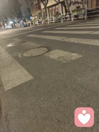 来时好好的回不去了，逛逛上海街头吧，哈哈。