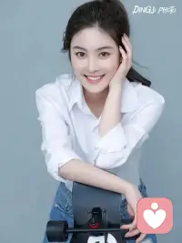 遗憾藏心底，不提也不念。
故事很短，遗憾很长。配图