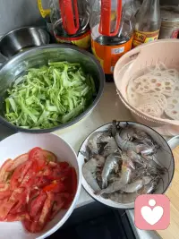 每天日复一日的洗菜做饭配图