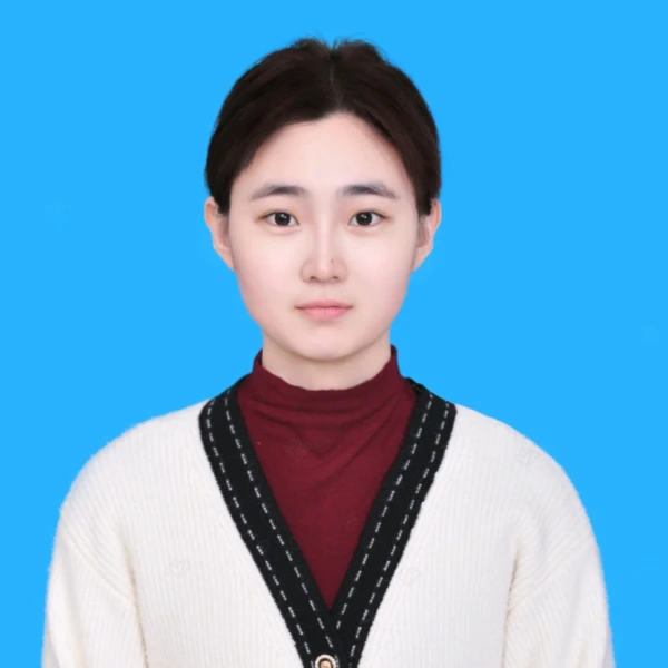 🌻高傲的女王🌻