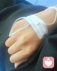 我没有那么坚强
其实

我也只是一个女人
很多事情

我只是在硬撑
我也会心情不好

也会想发脾气
也会在累的时候

希望有个人能抱抱我
哭的时候

有人能问我一句

“怎么了”
就只是这样

仅此而已
---
今晚

不想再假装了

你也不用配图