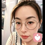 丽的头像