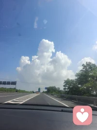 人生本来就没有什么意义，今天你快乐了，它才有了意义
