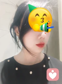 这世上，没有任何人，会把你变得越来越好，你越来越好的原因，是因为你一次次经历，一次次自救，一次次自渡，还有那一次次万箭穿心的成长，引路靠贵人，走路靠自己，而成长靠经历。配图