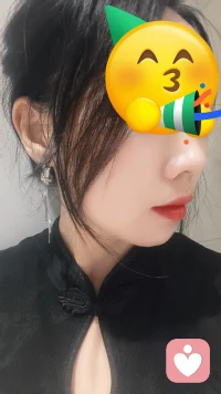 今天达沃斯限号，不用上班，出门买买买好开心配图