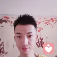 一日之计在于晨，清晨是潜意识最容易接收信息的时刻。
多接纳正向内容，少沉溺负面新闻与杂讯，潜意识会悄悄塑造你的心境与状态。
守住清晨的好心情，滋养内在能量，日子自会向阳而生。
早安☀️配图