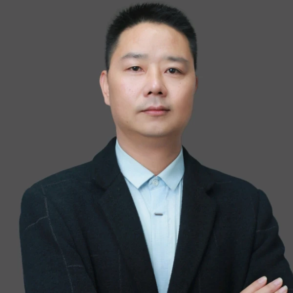 阿明聆听