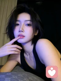 停止内耗取悦自己，抚平心里褶皱伤痕，时光不语，终将治愈一切伤痛配图