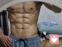 一个正能量的倾听者，我正好愿意你正好需要。配图