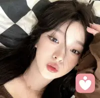 不会卖萌的就不要和我说话了，我看到比较冰冷的文字聊不下去。