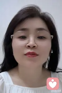 褪去依附，收回目光。不再纠结位次，不再暗自委屈。往后只为自己而活，取悦本心，丰盈生活，手握属于自己的快乐与底气。配图