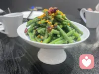 想出去走走，不想在这个家待了，家里没有留恋的人和事，感觉都是时候放下了配图