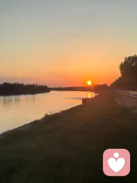 你的声音，值得被认真听见，把故事，留进我耳朵里。配图