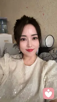 不同的年纪，不同的取舍，过好每一个阶段的自己，在成长，在接受，在改变。配图