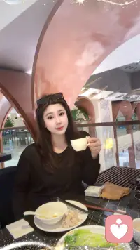 不必逞强，在这里安心诉说，我一直都在。配图