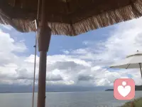 夜深了，今天的你过的还好嘛？
夜晚既让人舒适又让人难熬；
你是否也有故事
而我便是那个听众
在深夜，陪你哭、陪你笑！配图