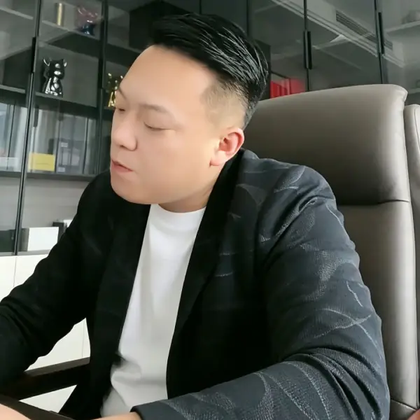 凡人