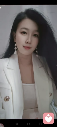 你的专业是办公室最美的风景🌹

你让每份报告都承载思考🌹
让每次沟通都传递温度🌹

认真工作的人🌹
本身就在发光🌹配图