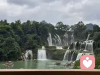 人生最好的状态，是向内安顿，向外从容。不再执着外界的声音，开始认真照顾自己，丰盈精神世界。配图