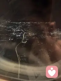 旅途日记： 
走在黑暗里，总有一条光带清晰的照亮你回家的路。
真正的旅人从不要求地图上的每一条路都平整。心理成长中，这种心态表现为对失控的耐受：允许自己偶尔迷路、允许计划被打乱、允许今天就是走不动。不再把“波动”视为系统的崩溃，而是视为旅途的常态，从而减少因“抗拒痛苦”而产生的二次痛苦。
