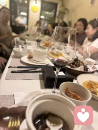 聚会结束有感：
有人喜欢就会有人讨厌……
有被接受的权利，也要有被拒绝的勇气。
可以敏感的去感受，也要坚韧的去面对。
勇于承认自己的有限，不丢人。