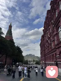 幸福不是外界给出的“标准答案”，而是内心对当下的一种主动感知和确认，不向外索取，而是向内安顿。