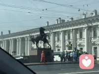 万物万事都有好与坏的两面性，每个人的切入点不同，所得感悟就不同——乐观者永远前行，悲观者永远正确。