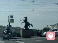 万物万事都有好与坏的两面性，每个人的切入点不同，所得感悟就不同——乐观者永远前行，悲观者永远正确。